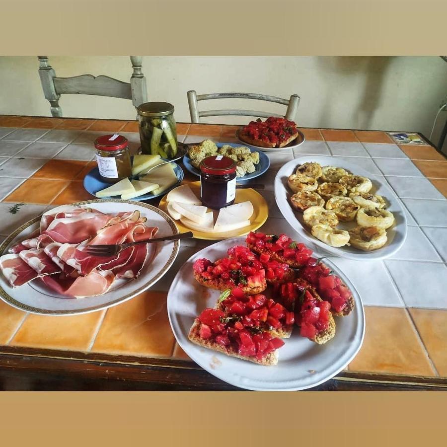 Agriturismo L'Isola 크레스피나 외부 사진